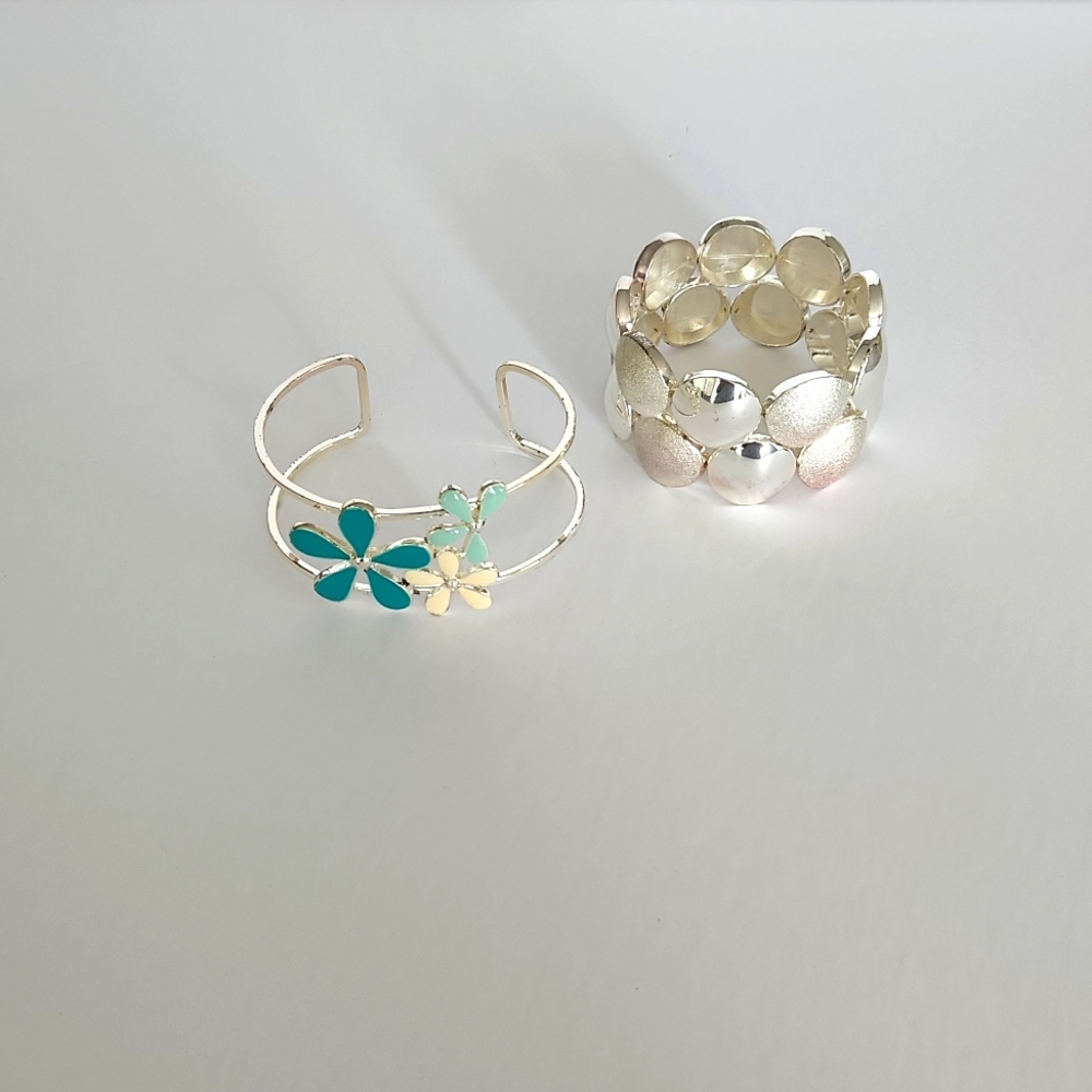 Ladies Bangles set of two